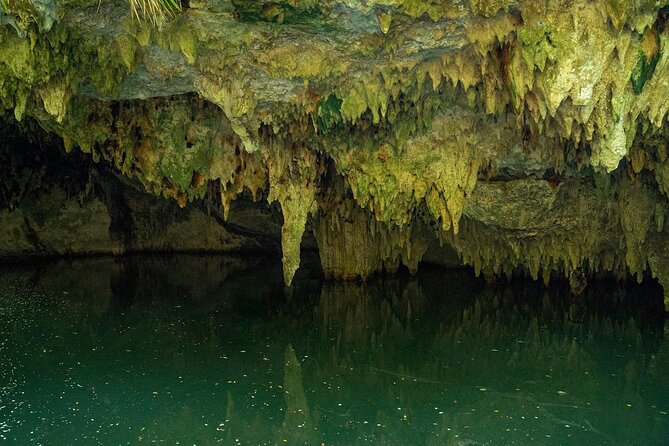 Jade Caverns Private Jeep Tour with Lunch and Snorkeling - El Mirador and Playa Chen Rio: Short Stops, Big Photo Payoff
