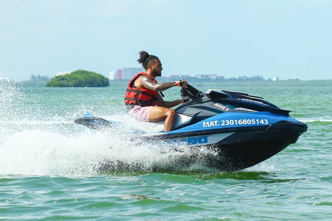 Jet Ski Rentals in Cancun: 30-Minute Option (Shared Jetski) - Guides, Communication, and the Rules That Keep It Moving