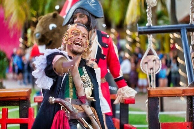 Jolly Roger Pirate Show and Dinner Cruise with Open Bar - Where the cruise fits in Cancun: A good “evening anchor”