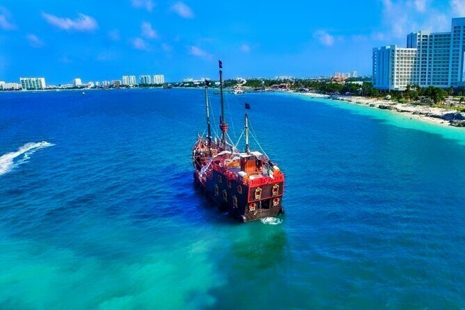Jolly Roger Pirate Show and Dinner Cruise with Open Bar - Meeting up and getting there without stress