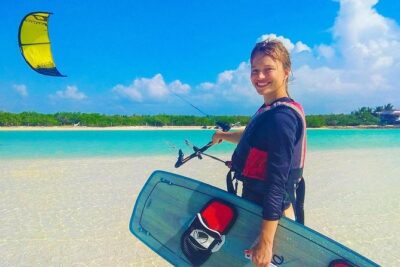 Kitesurfing lessons in Isla Holbox - Las Nubes vs Punta Mosquito: picking the right kind of lesson