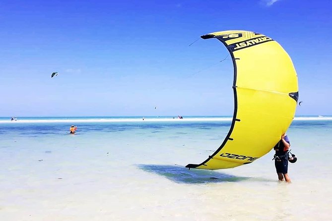 Kitesurfing lessons in Isla Holbox - Price and value: what $328.58 buys you