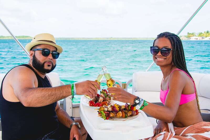 Laguna Grill: 4-hr Private Boat Tour with BBQ and Drinks - Price and value: why $198 per person can make sense here