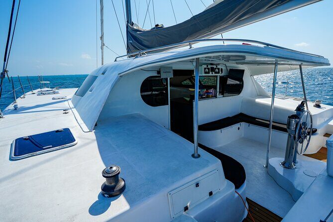 Laura Catamaran Private Tour to Isla Mujeres - Key things that make this tour worth your time