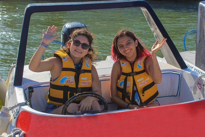 Live the experience of driving an Speedboat & Snorkel in CANCUN - Captain Mode on Nichupté Lagoon: what that really feels like