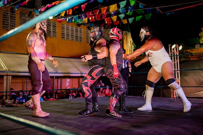 Lucha Libre, Tacos, Margaritas,Tequila and Night Market Tour - Why Lucha Libre + tacos is such a smart Cancun combo