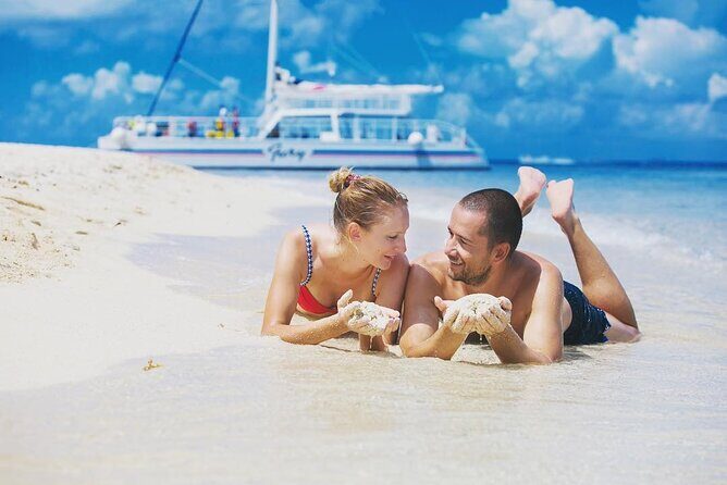 Luxury Cozumel Catamaran: Snorkel, Beach Club & Relaxation - Snorkeling in Cozumel waters: what’s included and what to expect