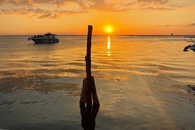 Luxury Private Yacht Rental by the Turquoise Waters of the Caribbean. - What you get onboard: towels, snorkeling support, and a drinks plan that’s easy to understand