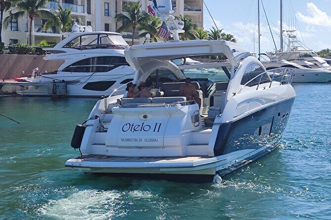 Luxury Sunseeker 50 - 6 hs Cancun - Isla Mujeres (MagicSea-SS) - Crew Care and Eduardo Fernandez: The Human Part of the Luxury