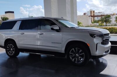 Luxury SUV Private Transfer – Cancun Airport ↔ Playa del Carmen - Meeting Points That Matter: Cancun Airport vs. Plaza La Algeria (5th Ave)