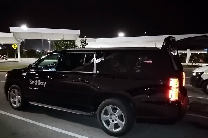 Luxury SUV Private Transfer R/T-Airport-Hotel-Airport- Playa del Carmen - How Long It Takes: 45 Minutes to 1.5 Hours in Real Terms