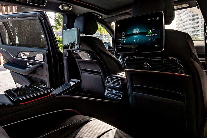 Luxury Transfers in a Mercedes Maybach GLS 600 - Who should book this Maybach transfer
