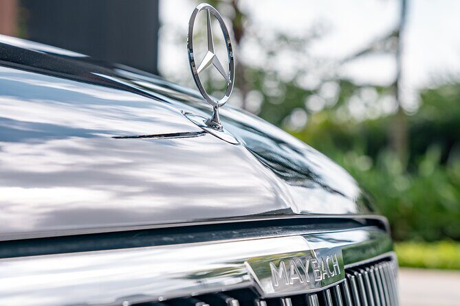 Luxury Transfers in a Mercedes Maybach GLS 600 - Should you book this Cancun Maybach transfer?