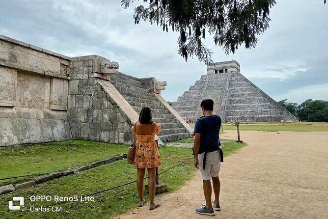 Mayan Experience in Chichen Itza - Chichén Itzá with a guide who reads the carvings