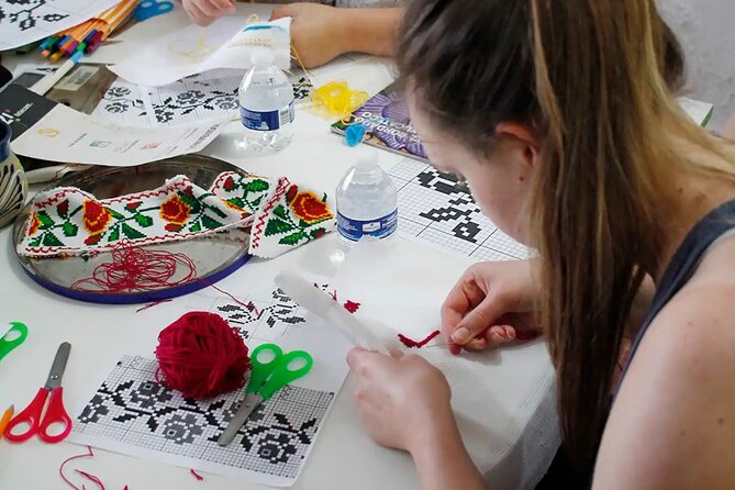 Merida: Mexican Embroidery Workshop - Who should book this embroidery workshop in Merida?