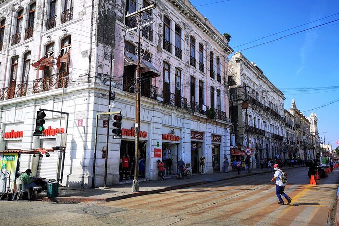 Mérida Private Walking Tour with a Local - What you’ll learn beyond the photos: food, drink, and smart next steps