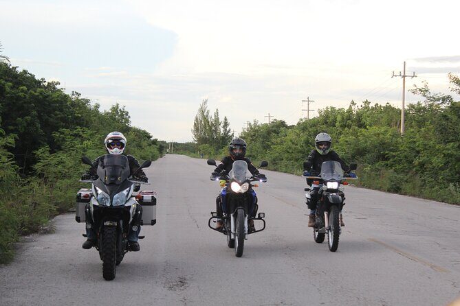 Motorcycle Tours Mexican Caribbean. Experienced motorcyclist only - How the guide turns a half day into a real ride