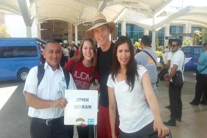 One-way private transfer Cancun Airport - Puerto Aventuras. - Arrival in Puerto Aventuras: One-Way Logistics Done Right