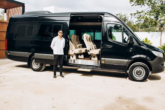 One way Private Transfer Cancun - Cancun International Airport - Getting to the airport without hunting for staff: terminal meeting points that actually help