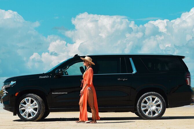 One way Private Transfer Cancun - Cancun International Airport - Inside the vehicle: Wi‑Fi, air-conditioning, and the drinks that make the ride feel easier