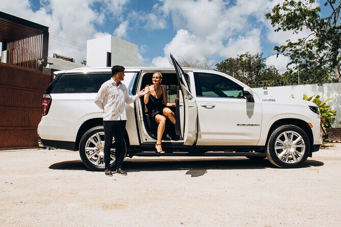 One Way Private Transfer Playa del Carmen - Cancun Int Airport - Airport drop-off by terminal: exactly where staff meet you