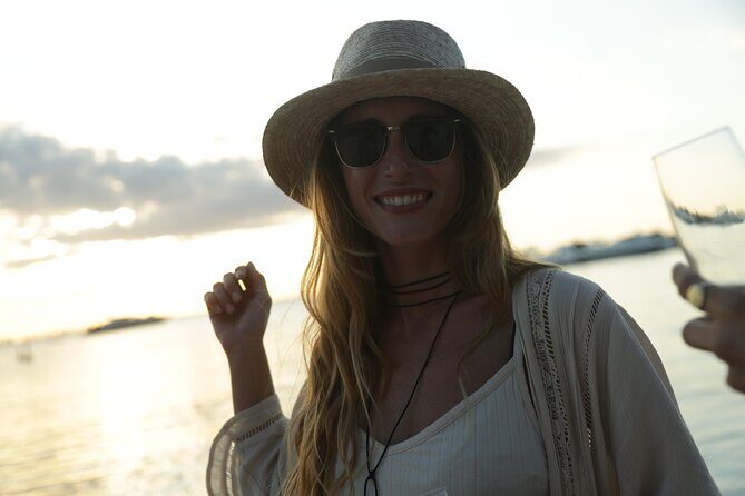 Only Adults Catamaran, Party Isla Mujeres! Departures from Cancun - FAQ