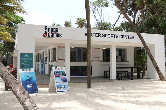 PADI Open Water Diver Course in Playa del Carmen - Confined water sessions at Scubacaribe: learning to stay in control