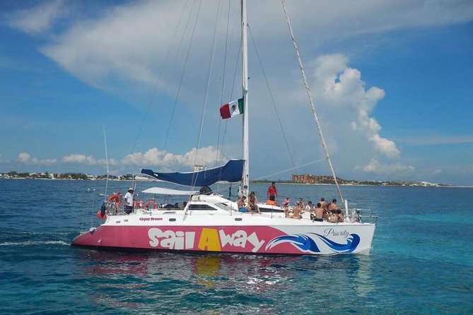 Party On Sailing Cruise to Isla Mujeres from Cancun - The ride back to Cancun: when the party peaks and the sun calls it quits