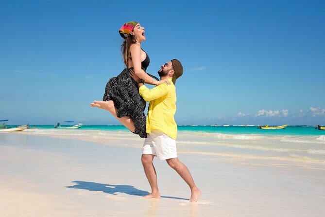 Photo InstaTour in Tulum - Stop 2: Azulik Resort art gallery (20 minutes, admission free)