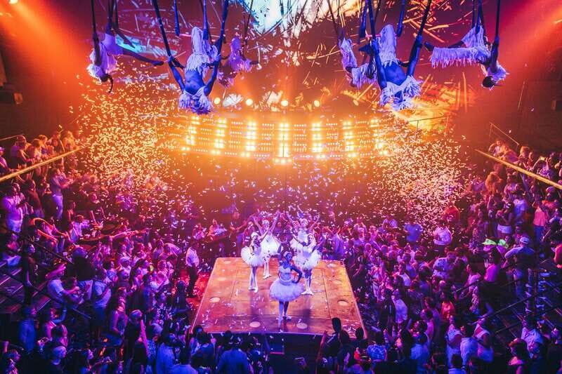 Playa del Carmen: Coco Bongo Nightclub Experience - Ticket options and drink tiers: how to choose the right level