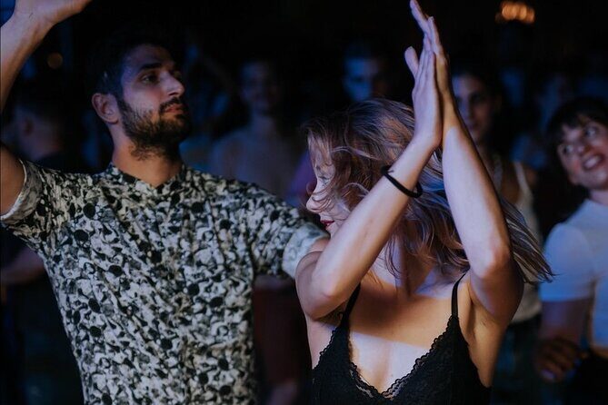 Playa Del Carmen Salsa Lovers Dance Experience - Group size and energy: up to 99 people