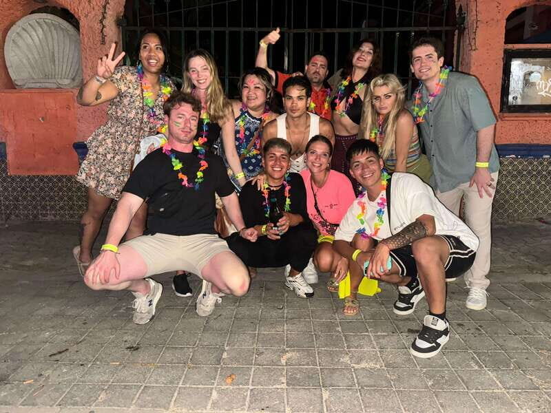 Playa del Carmen: Social Pubcrawl, meet fellow travelers - Welcome refreshments: the first 30 minutes set the tone