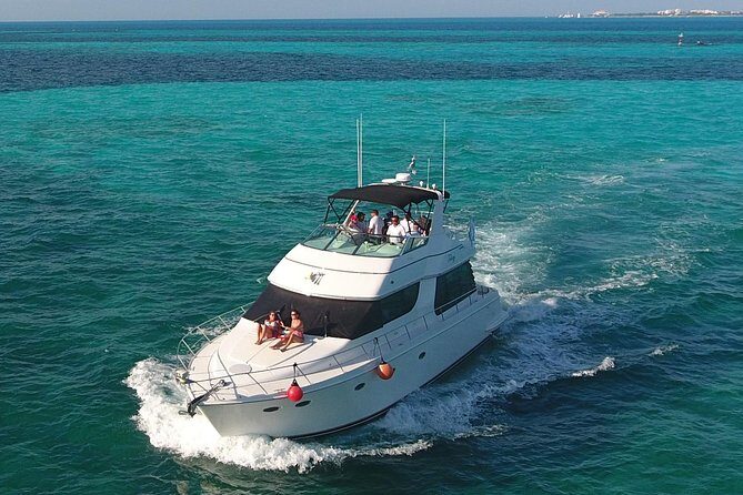 Playa Mujeres rent a Yacht 4hrs with Food and drinks aboard CA55 - Getting on Board at VNV Marina (and Why That Matters)