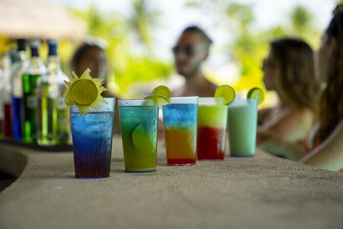 Playa Uvas Beach Club All-Inclusive Pass - Getting there: meeting point, hours, and the taxi gap