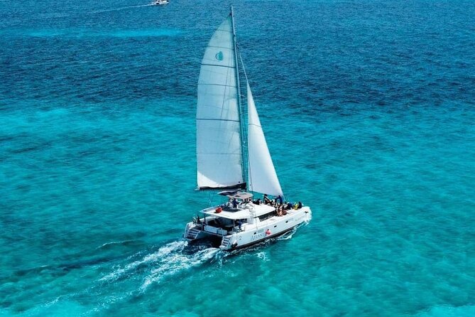 Plus Full Day Catamaran Tour to Isla Mujeres All Inclusive - A 6-hour Isla Mujeres catamaran routine (and what you really get)