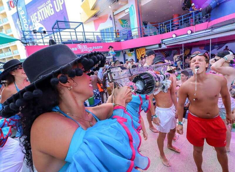 Premium Beach Party Coco Bongo - What’s actually included in your $95