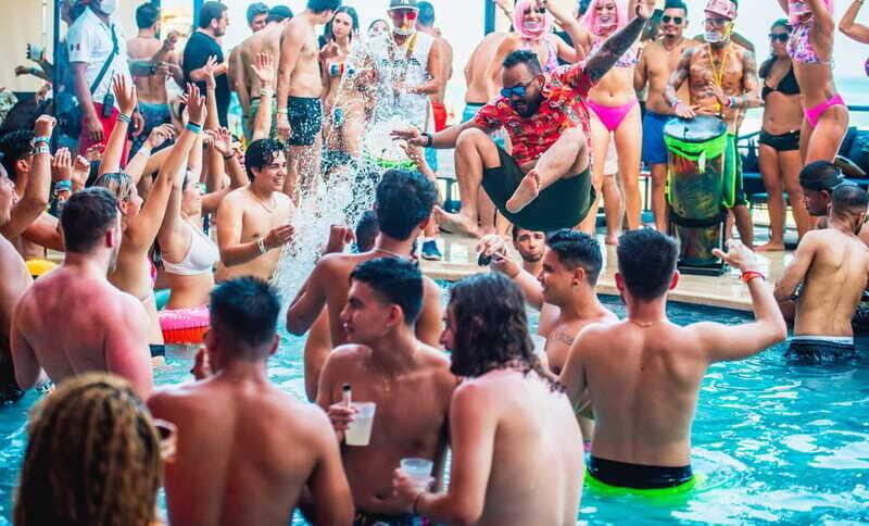 Premium Beach Party Coco Bongo - Ticket expectations: what to watch about “premium”