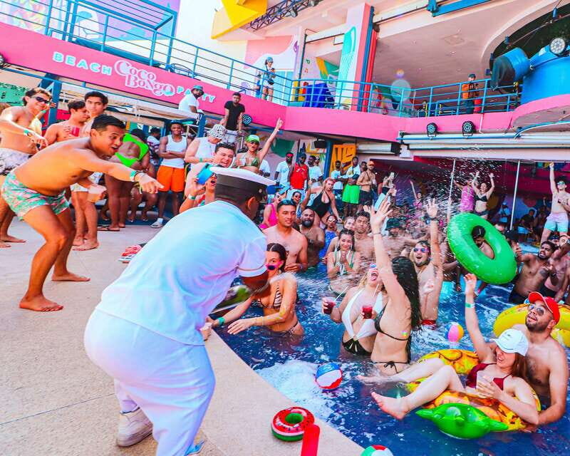 Premium Beach Party Coco Bongo - The 1:00 PM–8:00 PM window and how to plan your timing