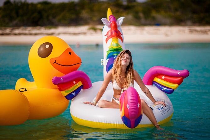 Private 40' Bali Catamaran – Drinks & Food Included - Who This Catamaran Charter Is Best For
