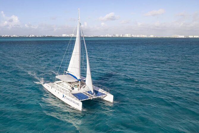 Private Catamaran from Cancun to Isla Mujeres | For up to 100 pp - Snorkeling at El Farito: what to expect in the real world