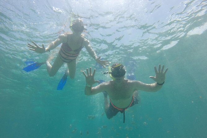 Private Catamaran Tour to Isla Mujeres with Snorkeling from Cancun - The Boat Experience: Clean Crew vs. Boat and Timing Variability