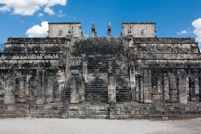 Private Chichen Itza, Cenote & Valladolid All Inclusive Tour - Chichén Itzá and El Castillo: The Equinox Serpent Moment