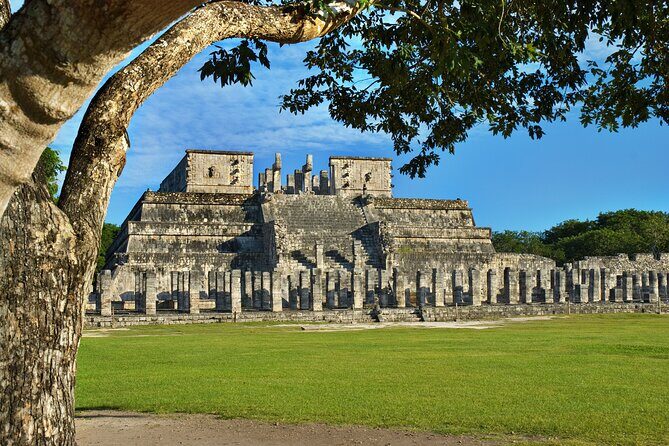 Private Chichen Itza, Ek Balam, and Ik Kil Cenote, Lunch - Your guide matters: what private care feels like in the real world
