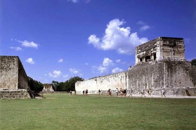 Private Chichen Itza Tour - Ik Kil Cenote: The 26-Meter Descent and Why It’s Worth It