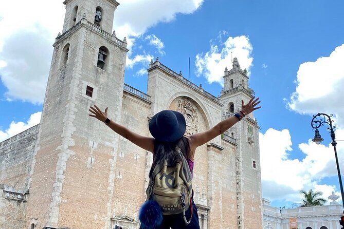 Private City tour Merida History plus Local Antojitos Tasting - Paseo de Montejo and Monumento a la Patria: French-style mansions and a famous photo moment