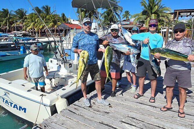 Private Deep Sea Fishing Tour in Isla Mujeres and Cancun - Food, drinks, and the comfort factor you should plan for