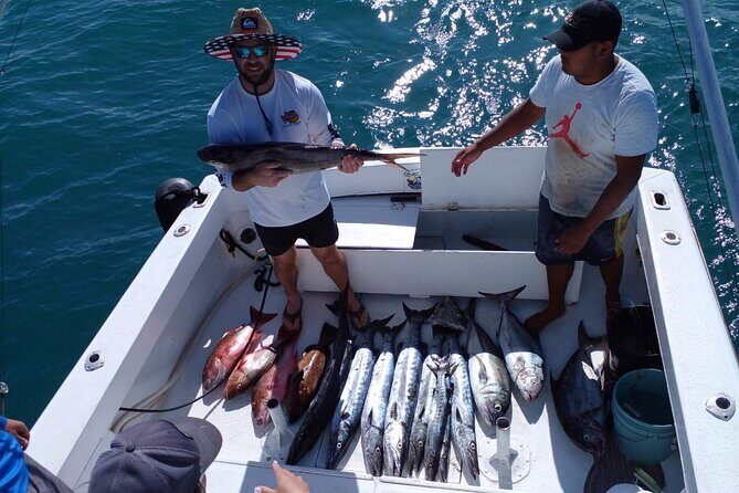 Private fishing charter Bertram 31ft 6 pax max if you don't fish you don't pay - How the fishing day usually runs (2 to 8 hours)