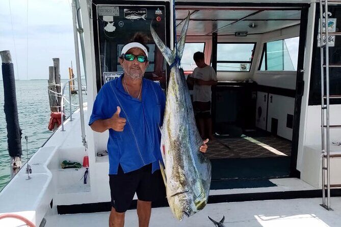Private fishing charter Boat 48ft 12 pax Good Marlin and Sailfish - Trolling Up to 35 Miles Offshore for Marlin and Sailfish