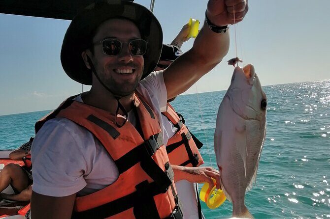 Private Fishing Tour in Holbox Island with Lunch and Pick up - Fishing spots and technique: what the guides focus on