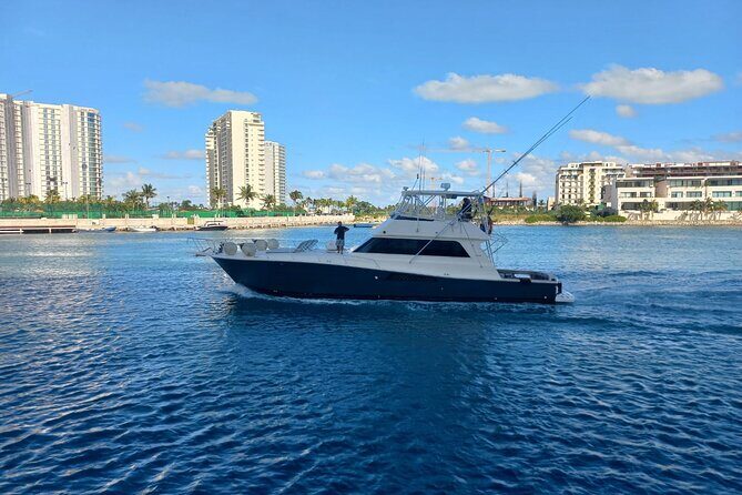 Private Full Day Tour by Yatch in Cancún - Isla Mujeres Stop: Optional Island Time You Can Shape